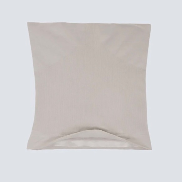 Ingrid & Isabel Nude Postpartum Belly Wrap - Picture 5 of 5